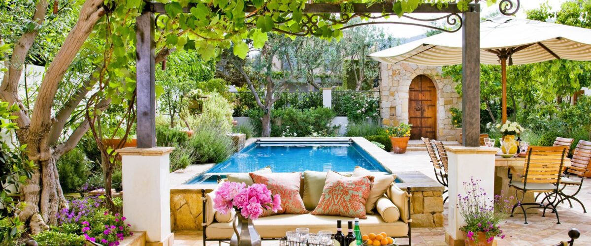 Create a Relaxing Outdoor Space for Summer